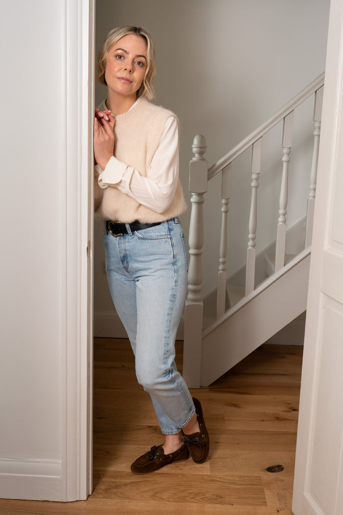 Pale Oat Brushed Crew Vest